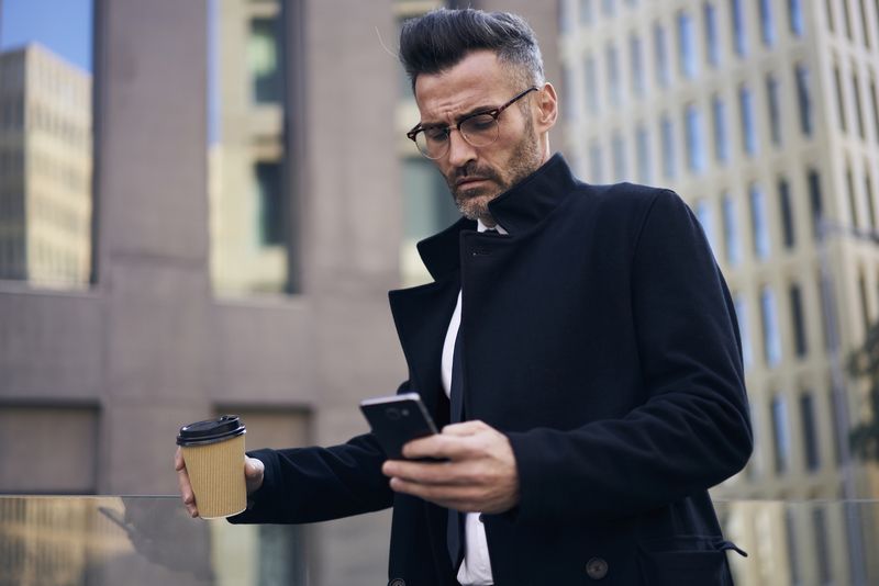 LoviaFlame - A Complete Summary to Searching For Love Online LoviaFlame - A Complete Summary to Searching For Love Online